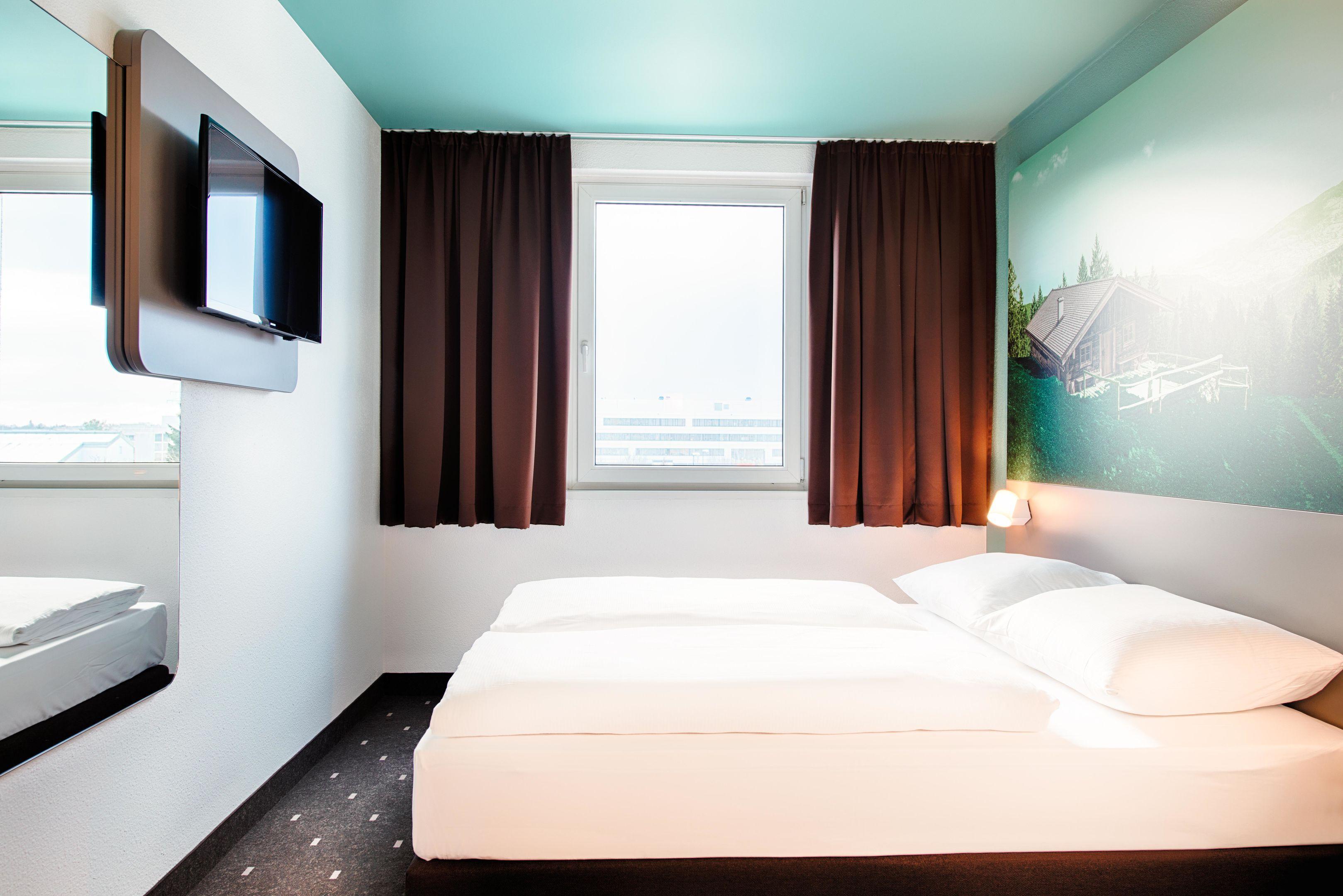 B&B Hotel Muenchen-Putzbrunn Dış mekan fotoğraf