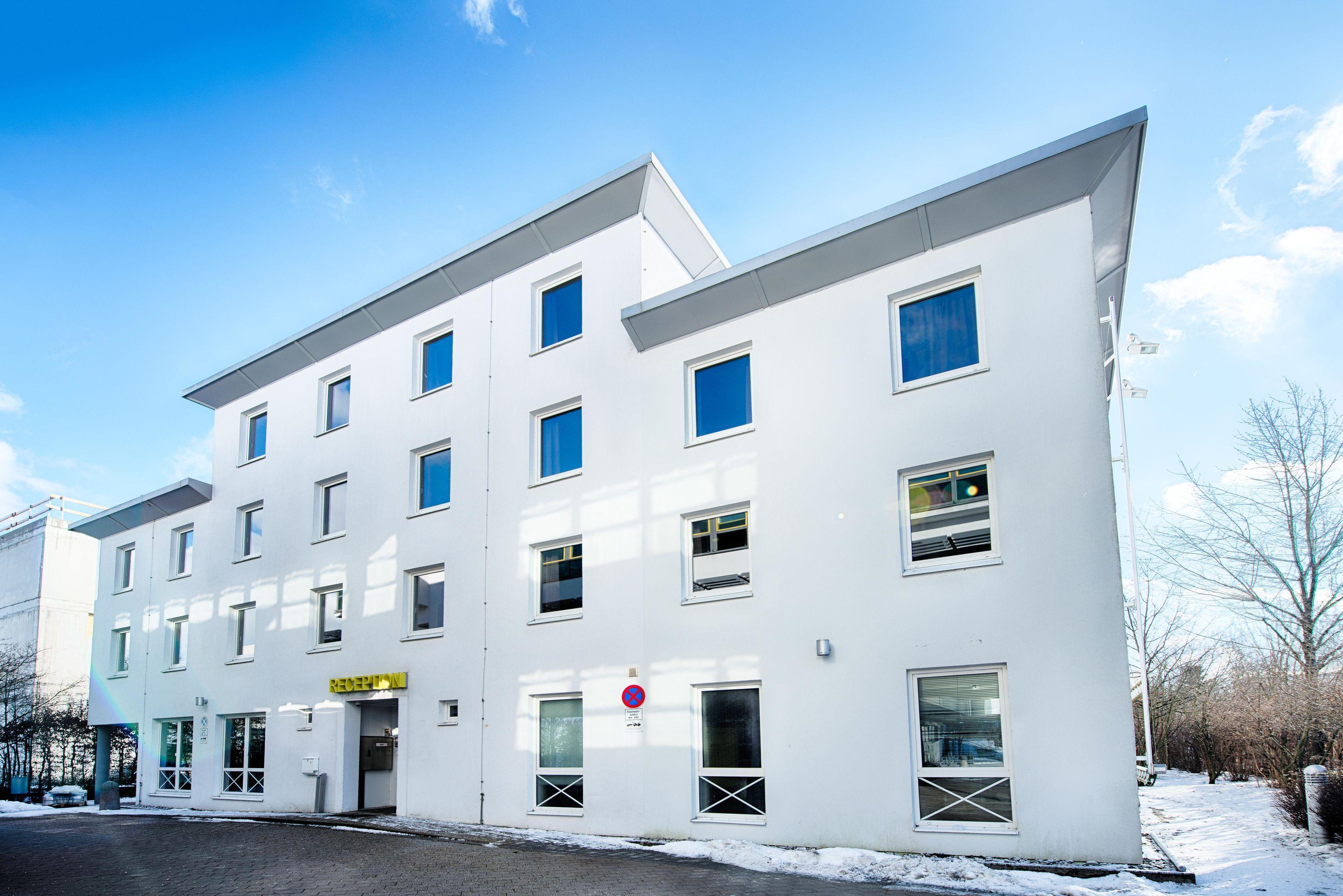 B&B Hotel Muenchen-Putzbrunn Dış mekan fotoğraf