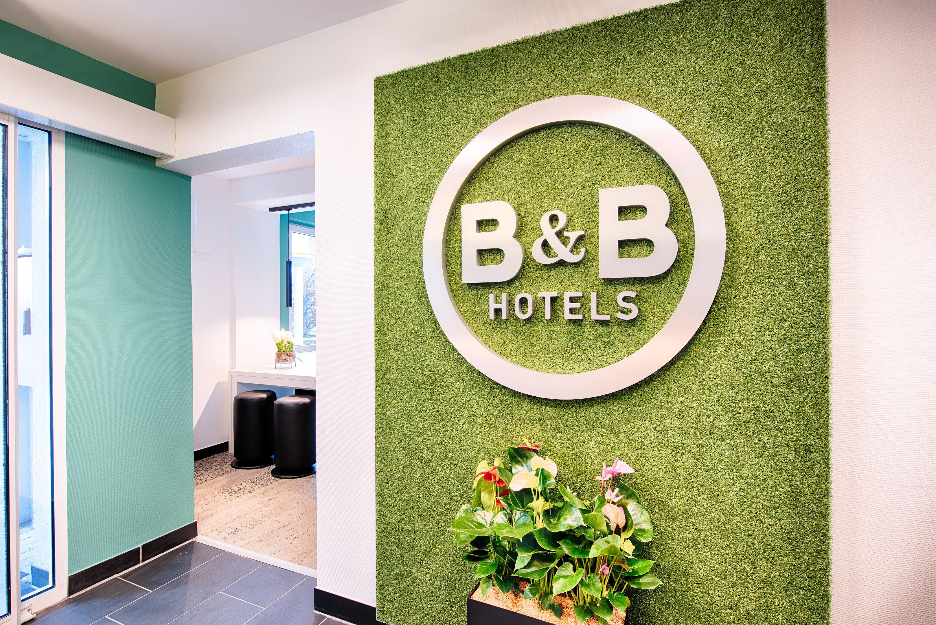 B&B Hotel Muenchen-Putzbrunn Dış mekan fotoğraf