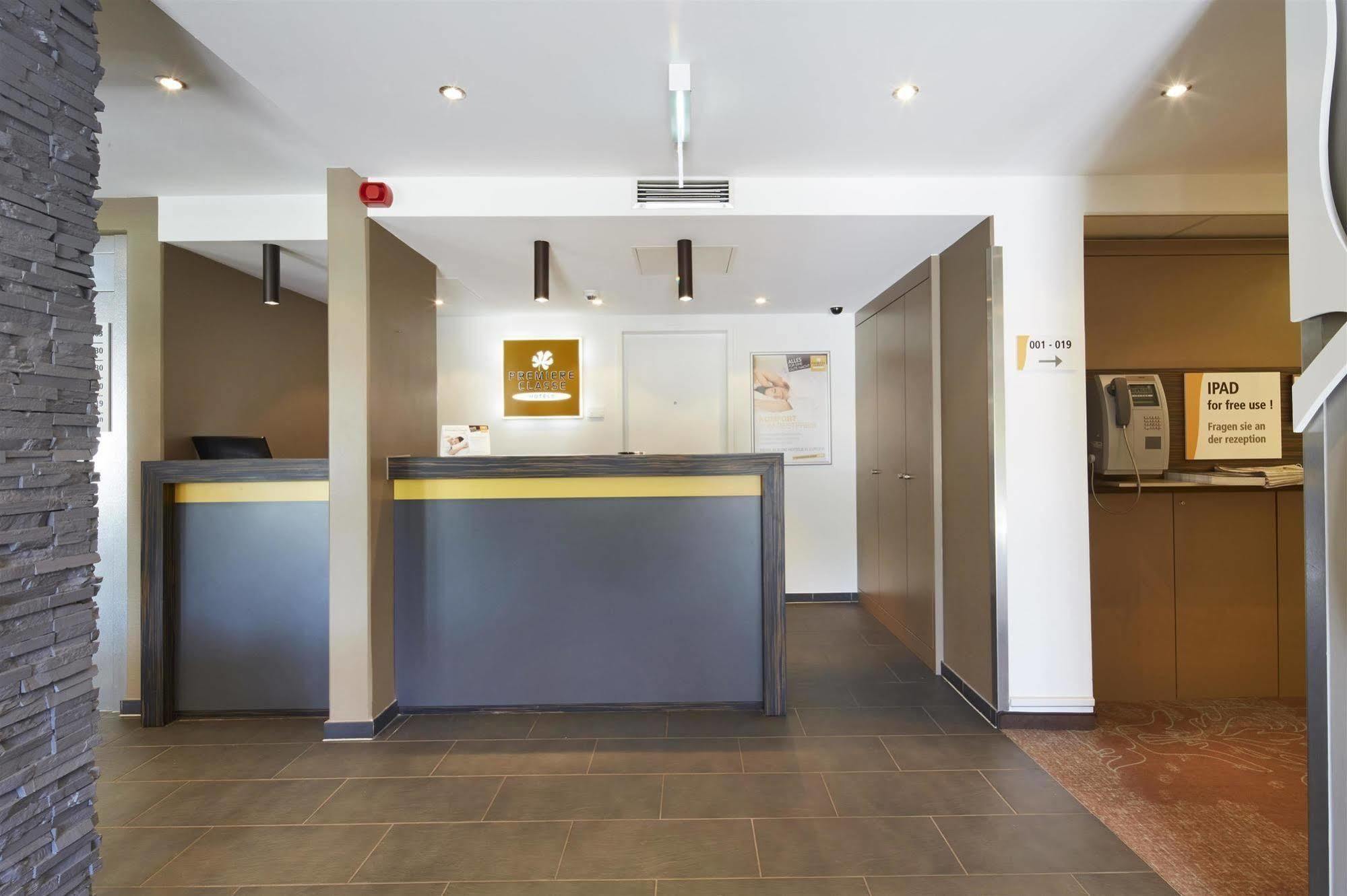 B&B Hotel Muenchen-Putzbrunn Dış mekan fotoğraf
