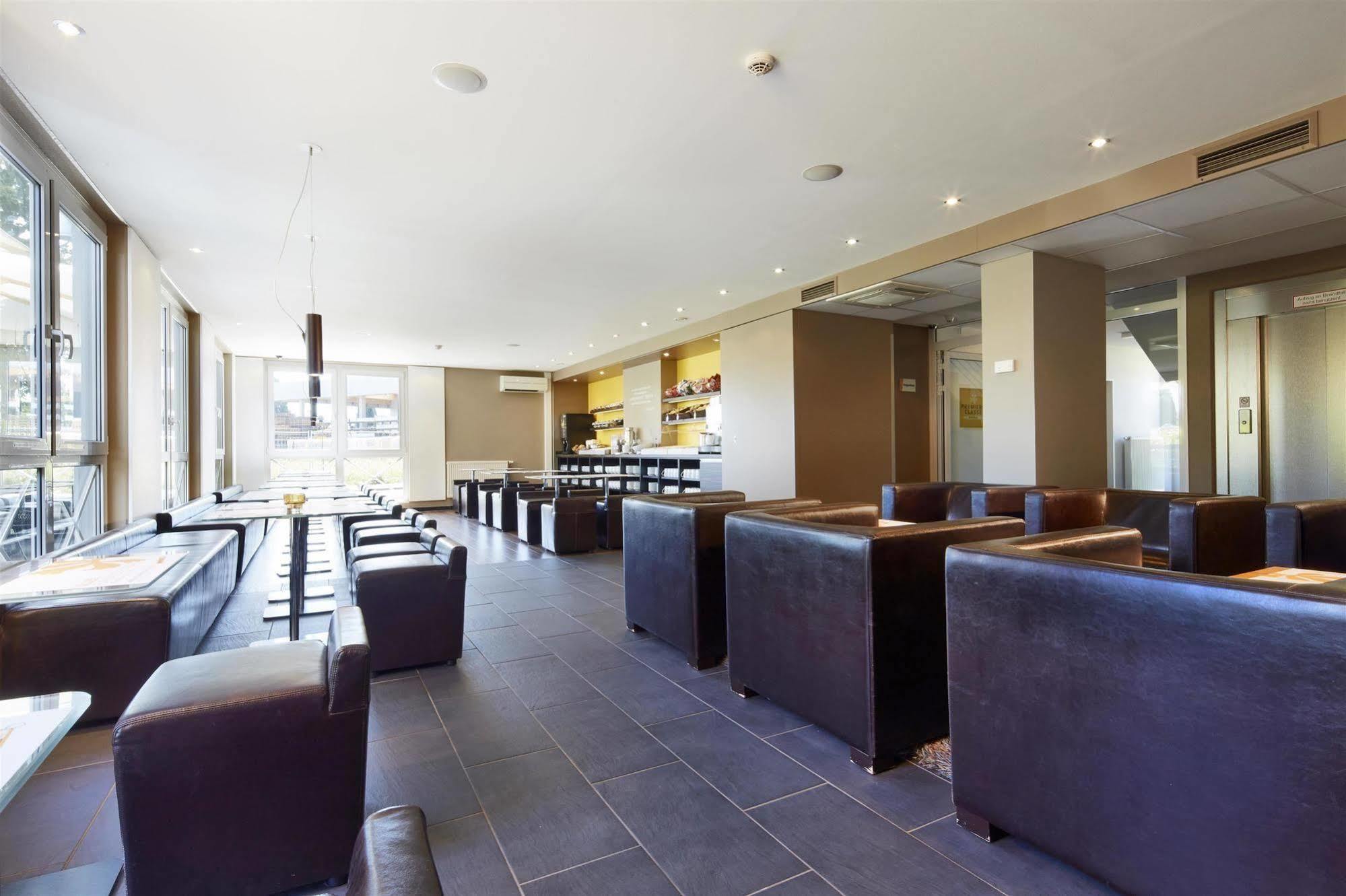 B&B Hotel Muenchen-Putzbrunn Dış mekan fotoğraf