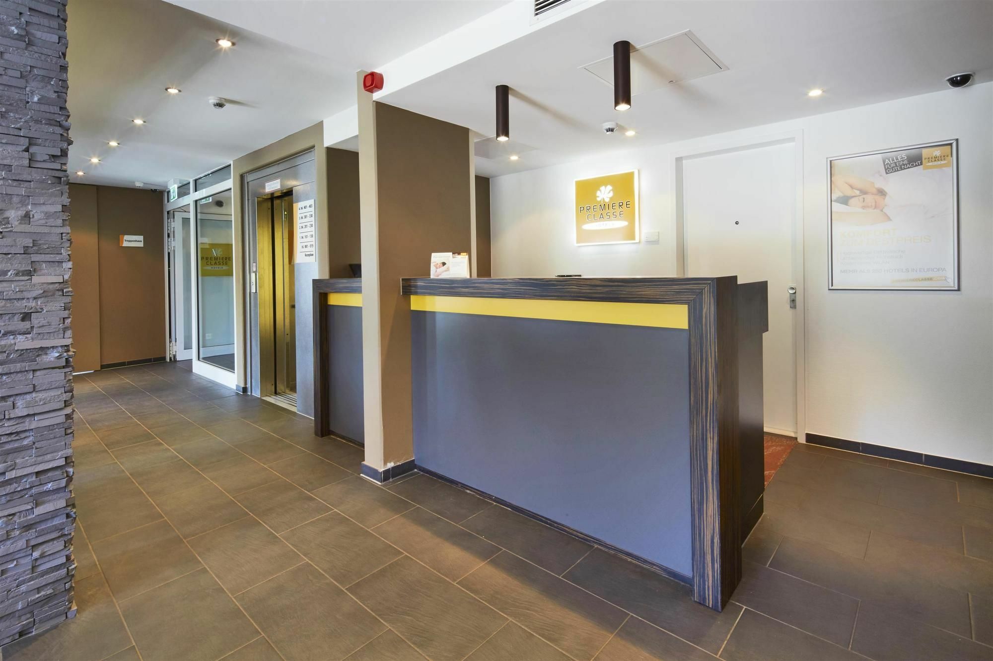 B&B Hotel Muenchen-Putzbrunn Dış mekan fotoğraf